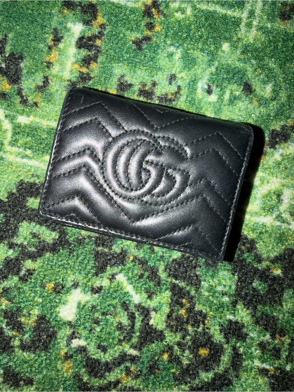 Gucci Black Chevron Quilted Leather Card Holder with Gold GG - Picture 3 of 6
